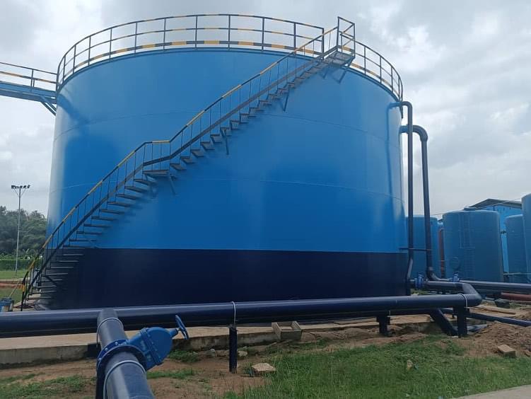 Oil tank storage