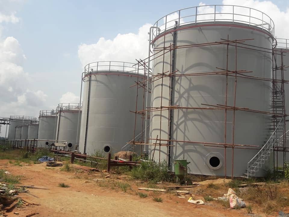 Vegetable oil storage tanks