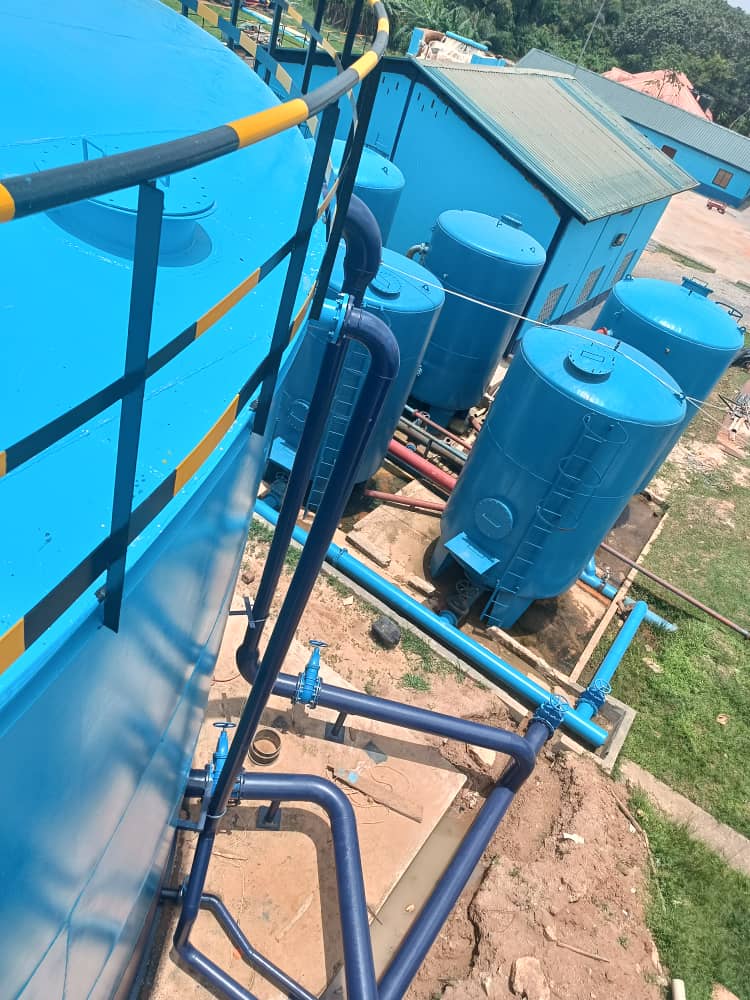 Completion phase of 2 water tanks.